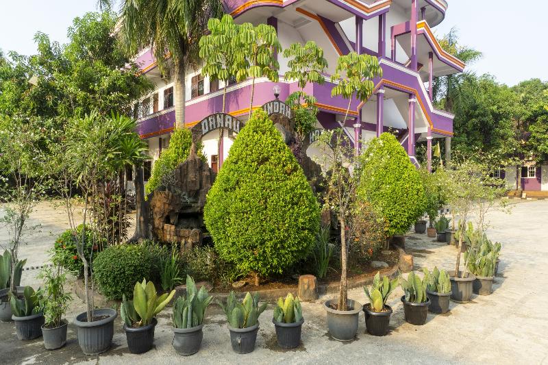 SPOT ON 3978 Hotel Danau Indah - Genel