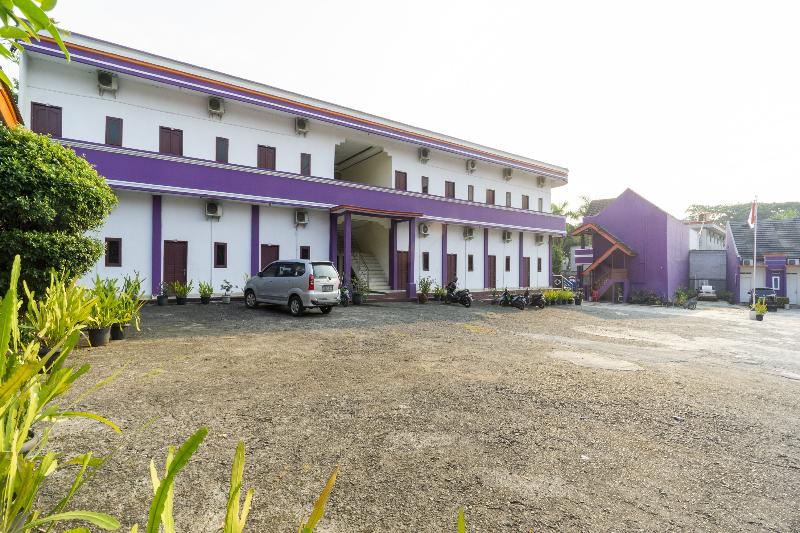 SPOT ON 3978 Hotel Danau Indah - Genel