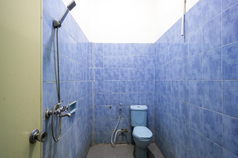 SPOT ON 3978 Hotel Danau Indah - Oda