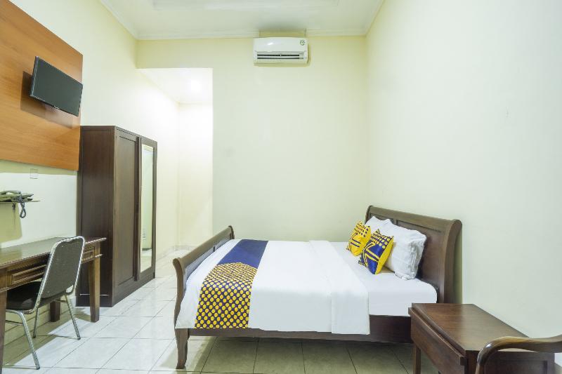 SPOT ON 3978 Hotel Danau Indah - Oda