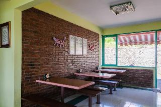Formerly RedDoorz Syariah Kopeng Treetop Adventure fotoÄŸrafÄ±