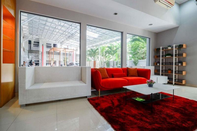Formerly RedDoorz near Solo Square 3 - Lobi