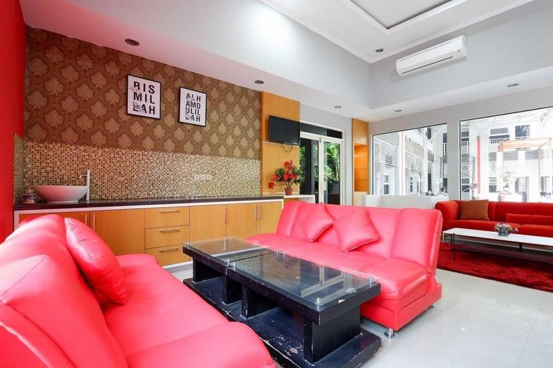 Formerly RedDoorz near Solo Square 3 - Lobi