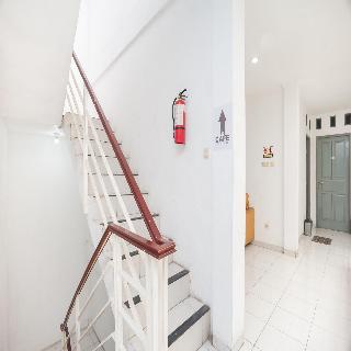 Formerly RedDoorz Syariah near Grand Galaxy Park fotoÄŸrafÄ±