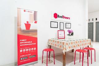 Formerly RedDoorz Syariah near Grand Galaxy Park fotoÄŸrafÄ±