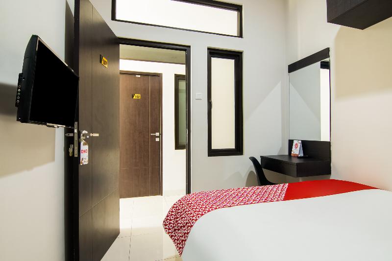 OYO 3826 Columbus Residence K11 - Oda