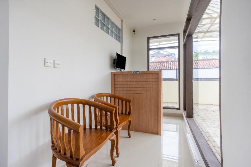 OYO 3209 Hegarbudhi Residence - Lobi