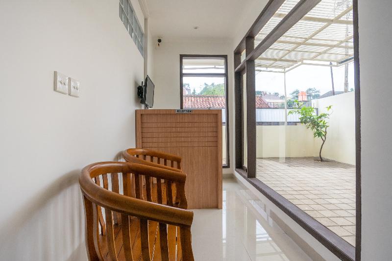 OYO 3209 Hegarbudhi Residence - Lobi