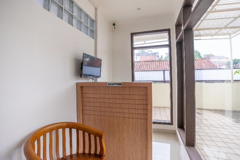 OYO 3209 Hegarbudhi Residence - Lobi