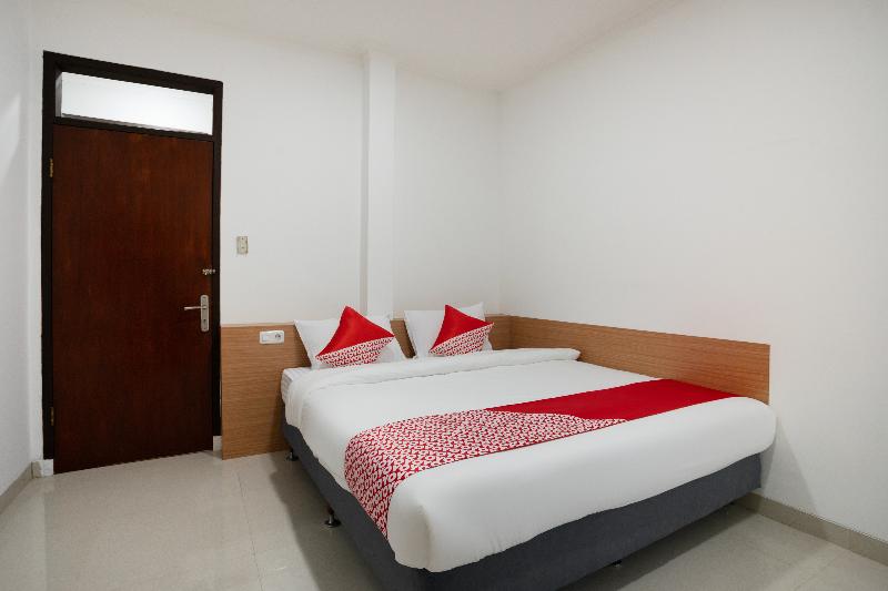 OYO 3209 Hegarbudhi Residence - Oda