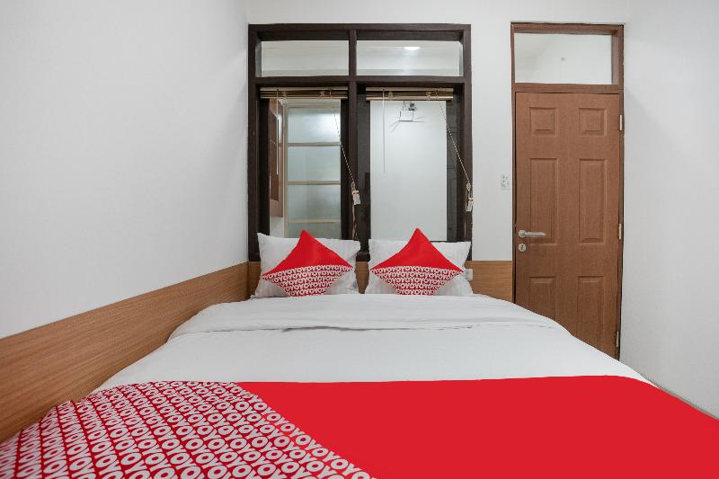 OYO 3209 Hegarbudhi Residence - Oda