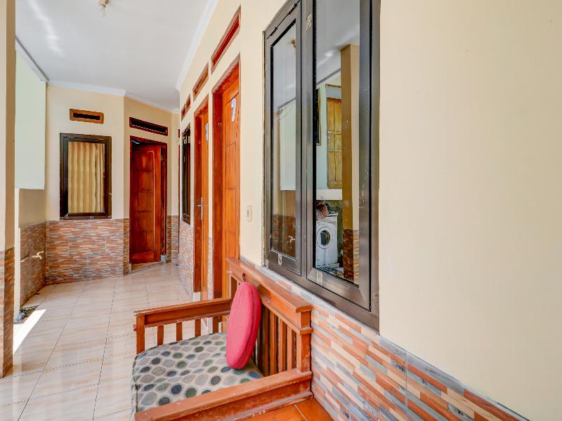 3879 Villa Sari Intan - Lobi