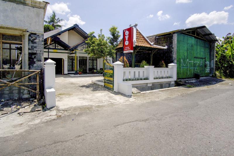 OYO 3301 Pondok Eyang Obi - Genel