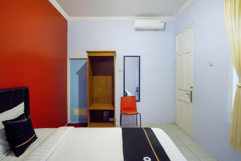 OYO 3301 Pondok Eyang Obi - Oda