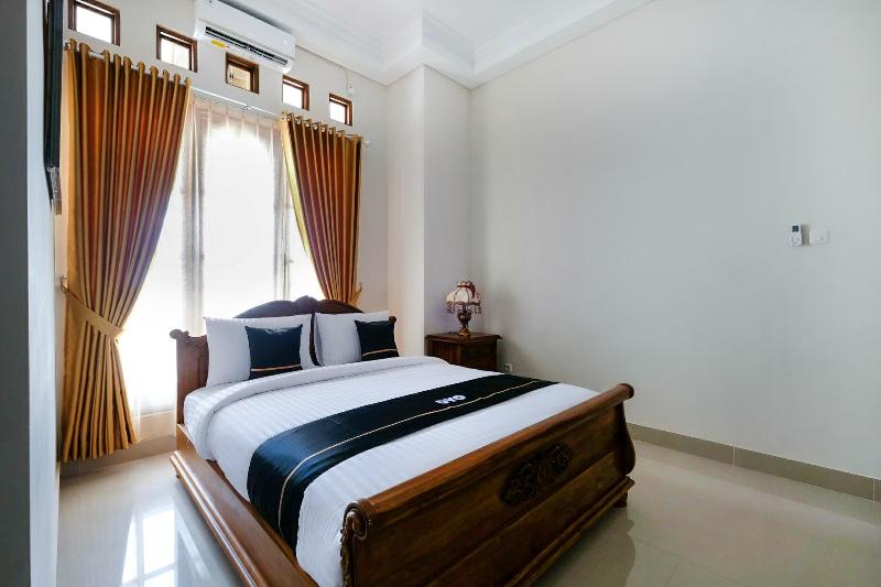 Super OYO 3468 Ndalem Gusti Ayu - Oda