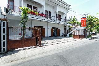 Formerly RedDoorz near Puro Mangkunegaran fotoÄŸrafÄ±