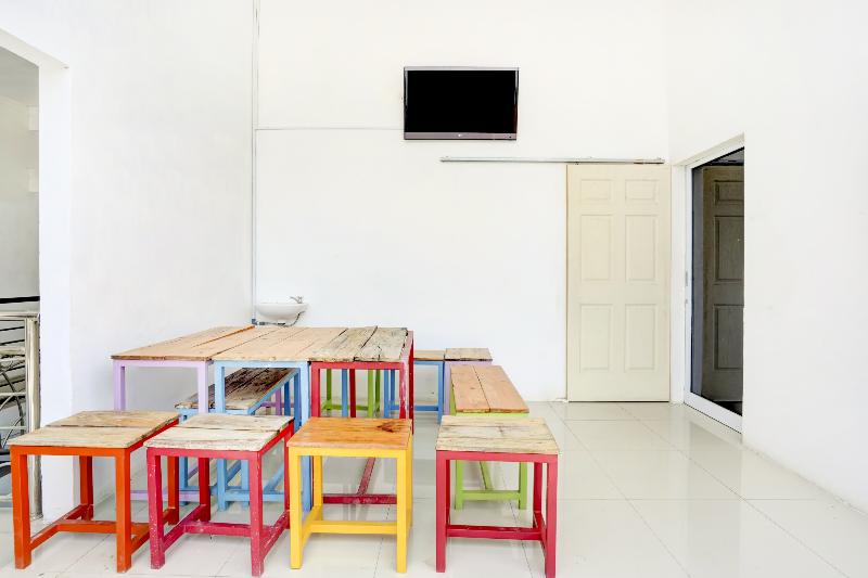 OYO 3702 Homestay Bougenville Syariah - Genel