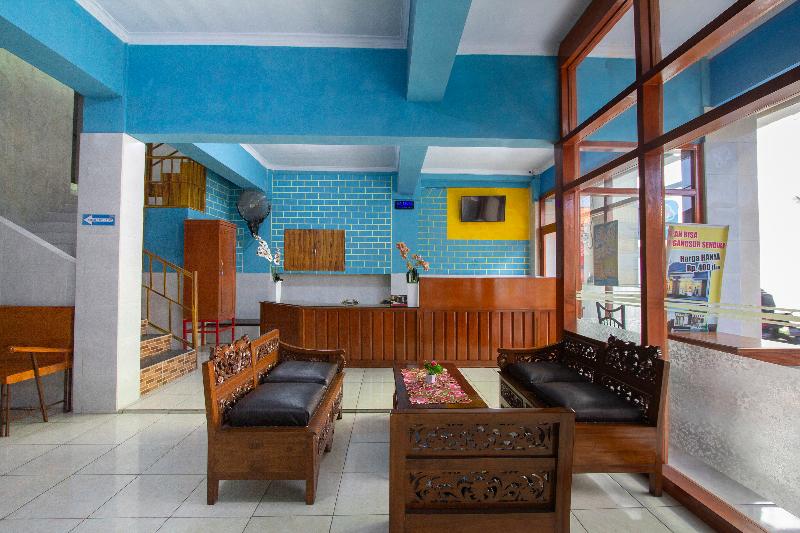 OYO 3720 Homestay Gayatri Janti - Lobi