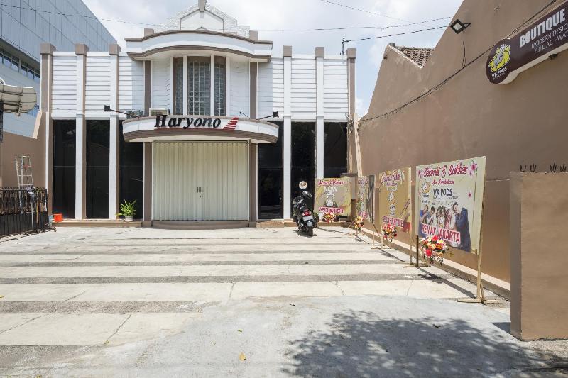 Formerly RedDoorz near Malang Train Station 3 - Genel