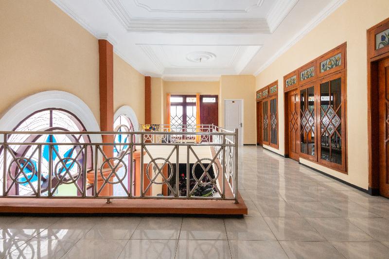 SPOT ON 2689 Safira Family Residence Syariah - Genel