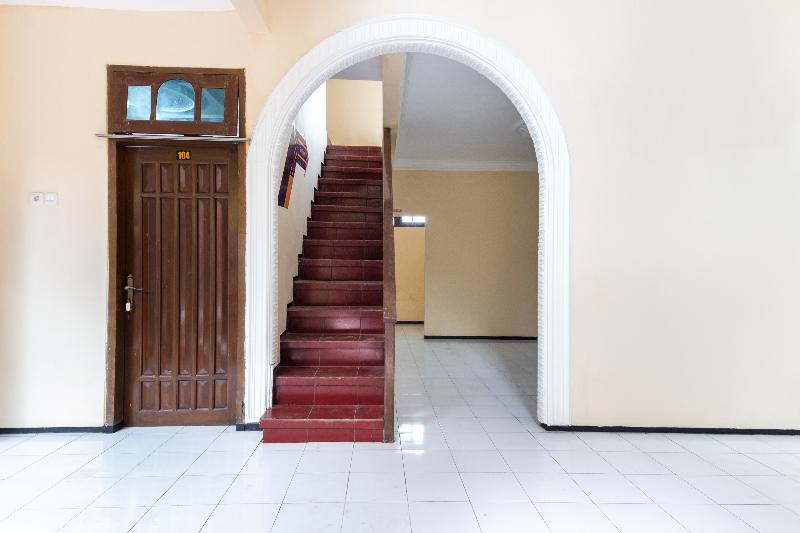 SPOT ON 2689 Safira Family Residence Syariah - Genel
