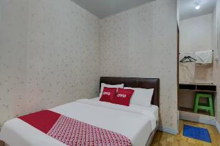 Super OYO 3198 Sukomanunggal Inn fotoÄŸrafÄ±