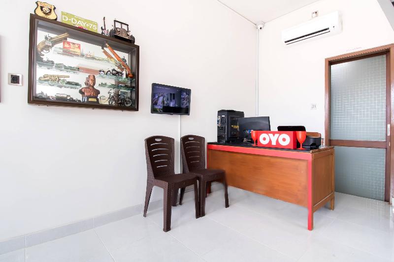 OYO 3307 Ayudia Guesthouse - Lobi