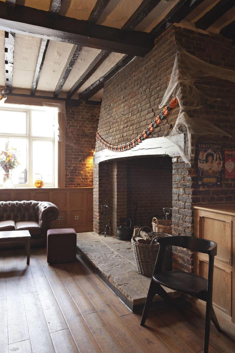 The Kings Arms - Bar