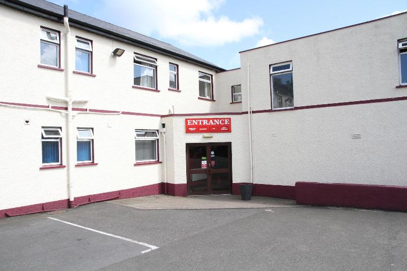 5 Corners Guest Inn - Genel