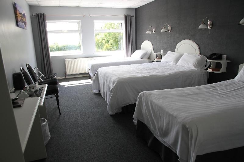5 Corners Guest Inn - Oda
