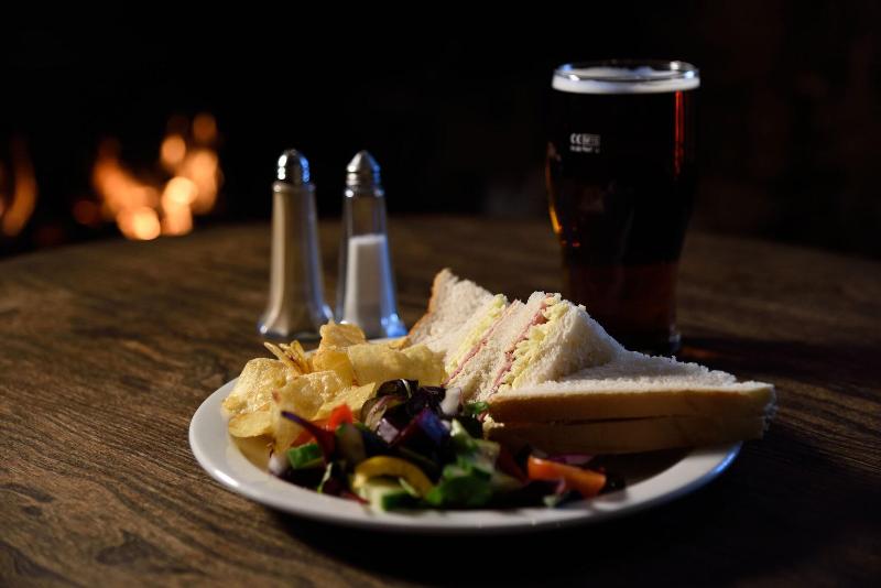 The New Inn Hotel - Bar