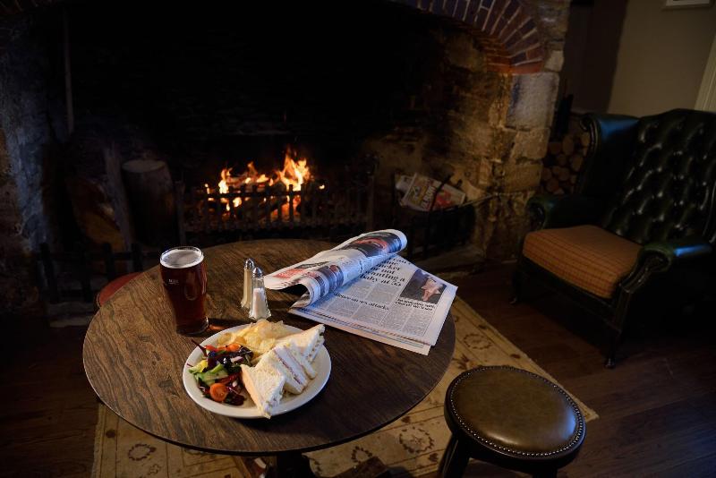 The New Inn Hotel - Bar