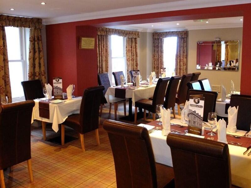 The Golden Lion Hotel - Restoran