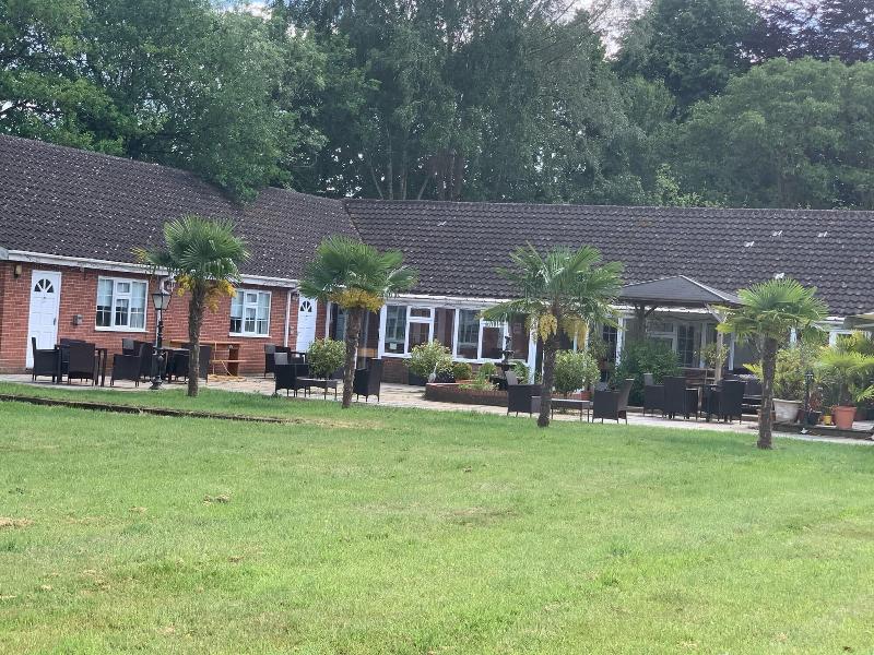 Aldercarr Hall - Genel