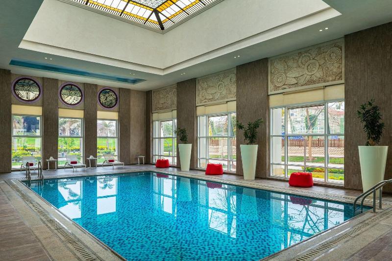 The St. Regis Almasa Hotel Cairo - Havuz