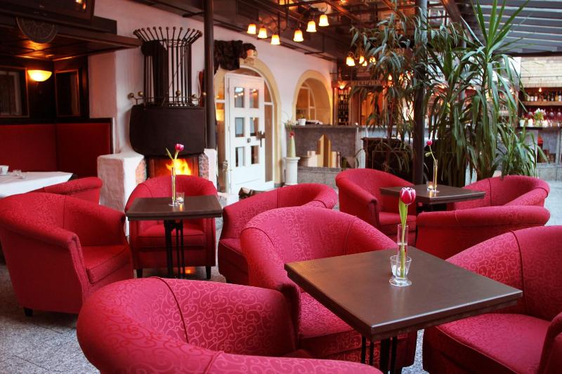 Schlosshotel Neufahrn - Lobi