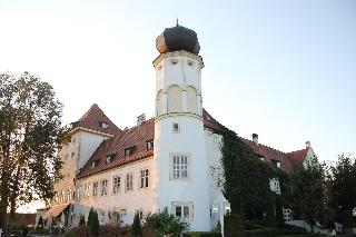 Schlosshotel Neufahrn otel fotoğrafı