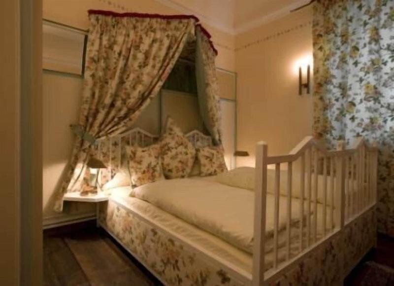 Schlosshotel Neufahrn - Oda