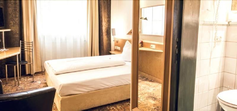 Schlosshotel Neufahrn - Oda
