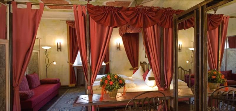 Schlosshotel Neufahrn - Oda