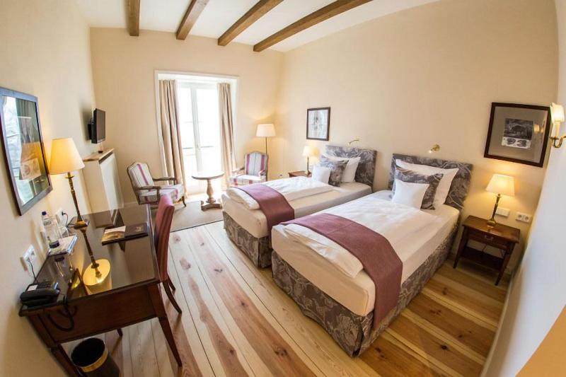 Hotel Schloss Leitheim - Oda