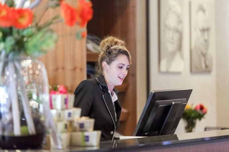 Van der Valk Hotel Wolvega - Heerenveen - Lobi