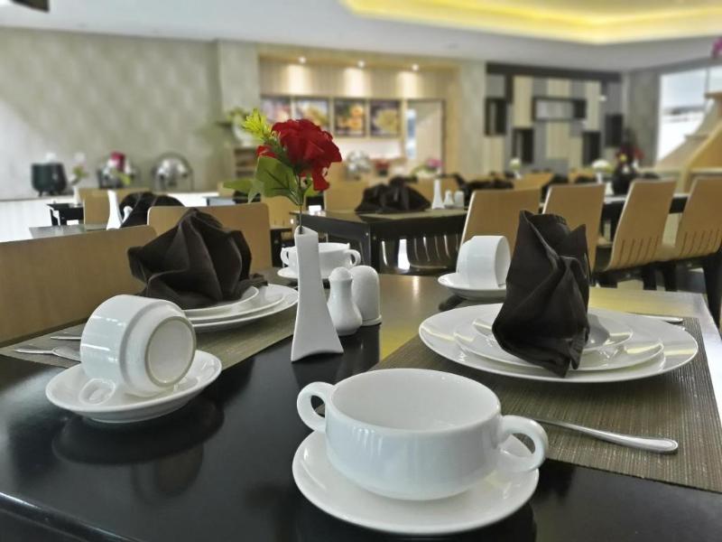 Grand Parama Hotel - Restoran