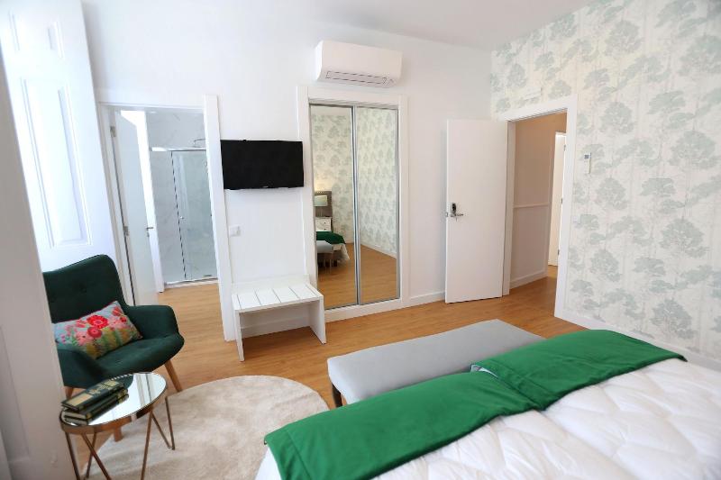 Glass Boutique - Rooms & Suites - Oda