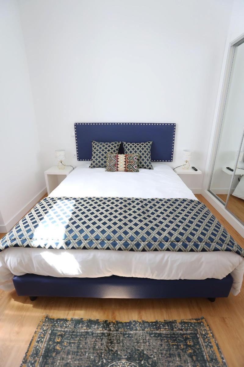 Glass Boutique - Rooms & Suites - Oda