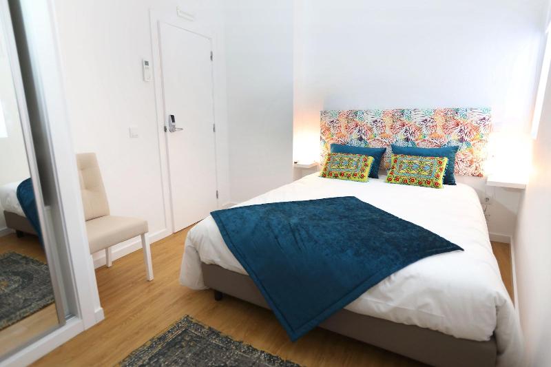 Glass Boutique - Rooms & Suites - Oda