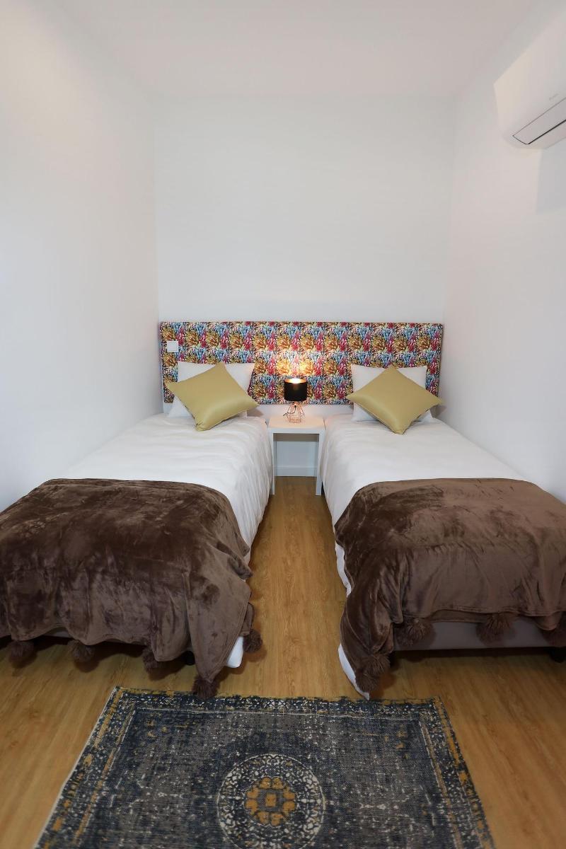 Glass Boutique - Rooms & Suites - Oda