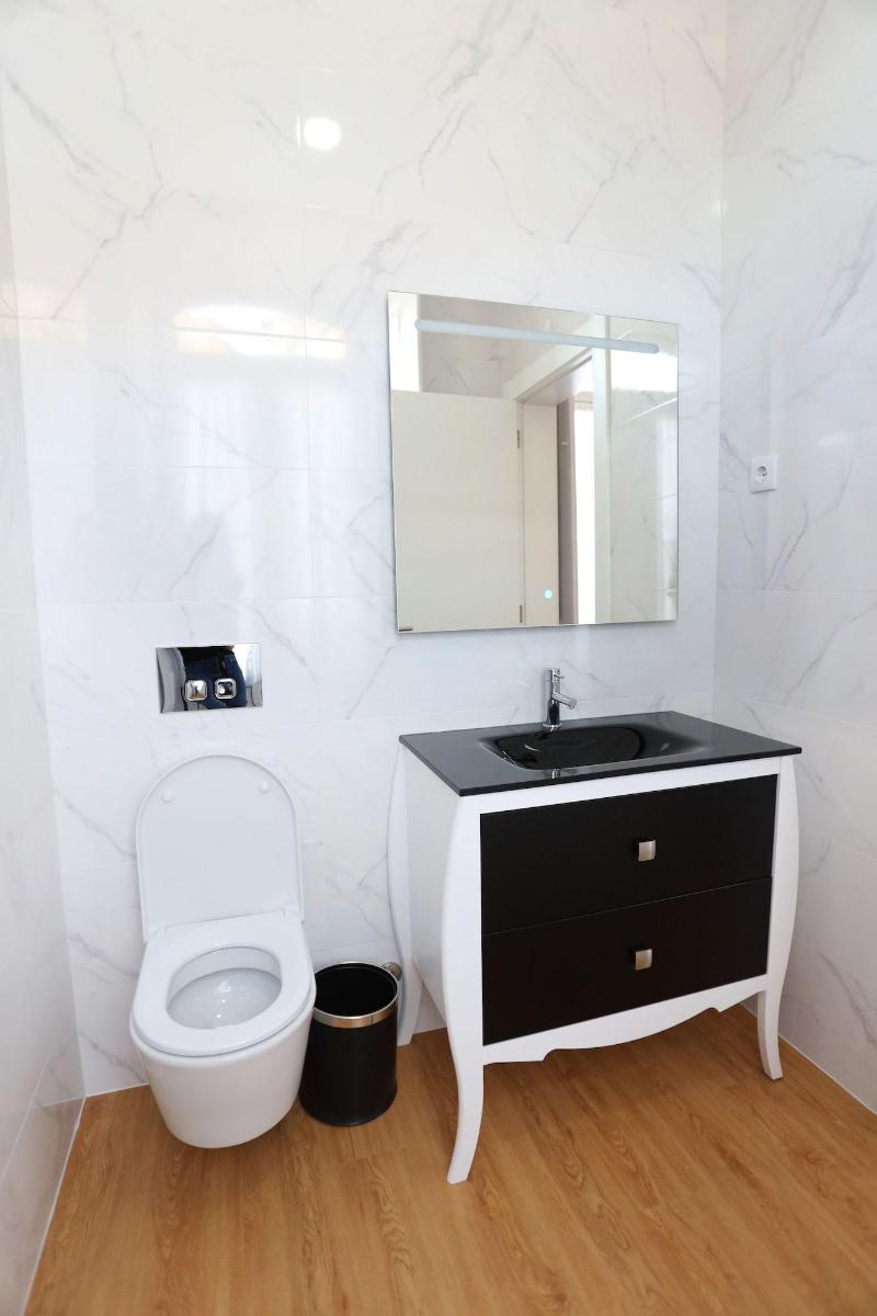 Glass Boutique - Rooms & Suites - Oda