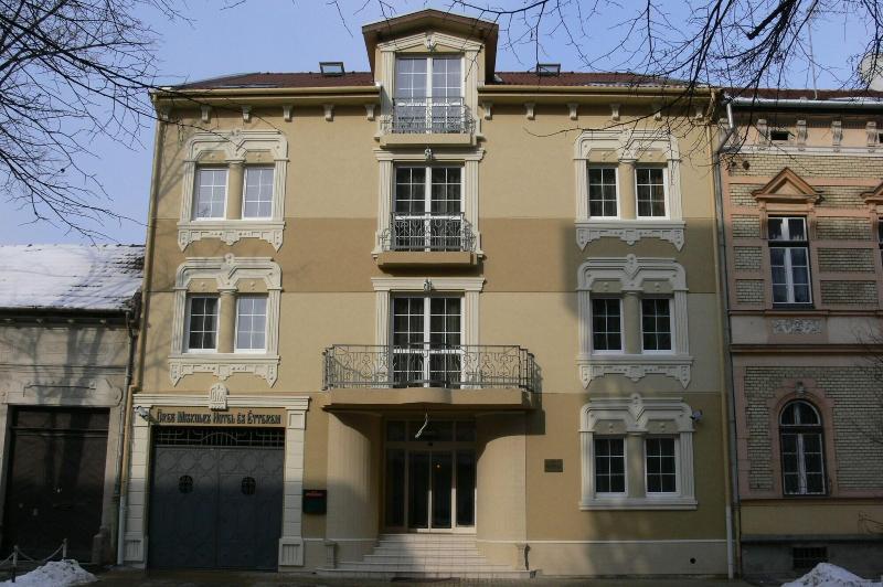Öreg Miskolcz Hotel - Genel