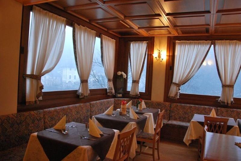 Hotel Piuro - Restoran